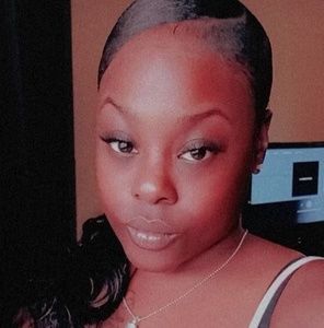 Meet your Posher, Keiasha